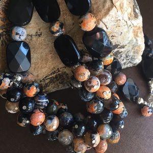 Going to Wild Side Necklace and Earrings